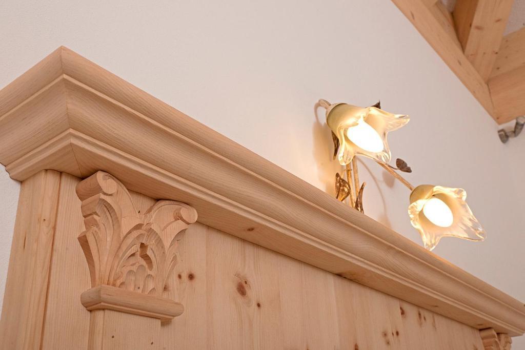 Cesa Melester Campitello di Fassa Kamer foto