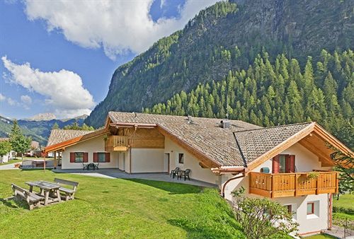 Cesa Melester Campitello di Fassa Buitenkant foto