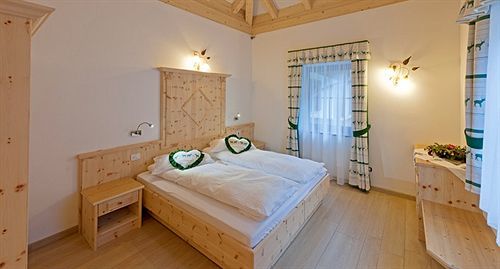 Cesa Melester Campitello di Fassa Buitenkant foto