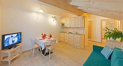 Cesa Melester Campitello di Fassa Buitenkant foto