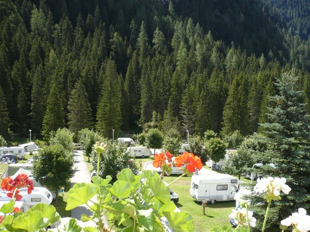 Cesa Melester Campitello di Fassa Buitenkant foto